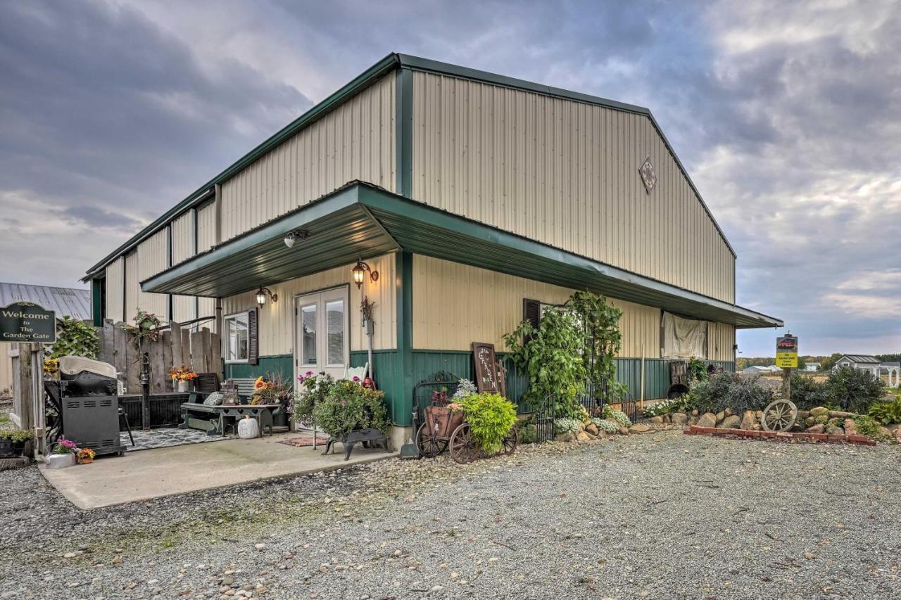Cozy Goshen Studio Unique Farm Stay! エクステリア 写真