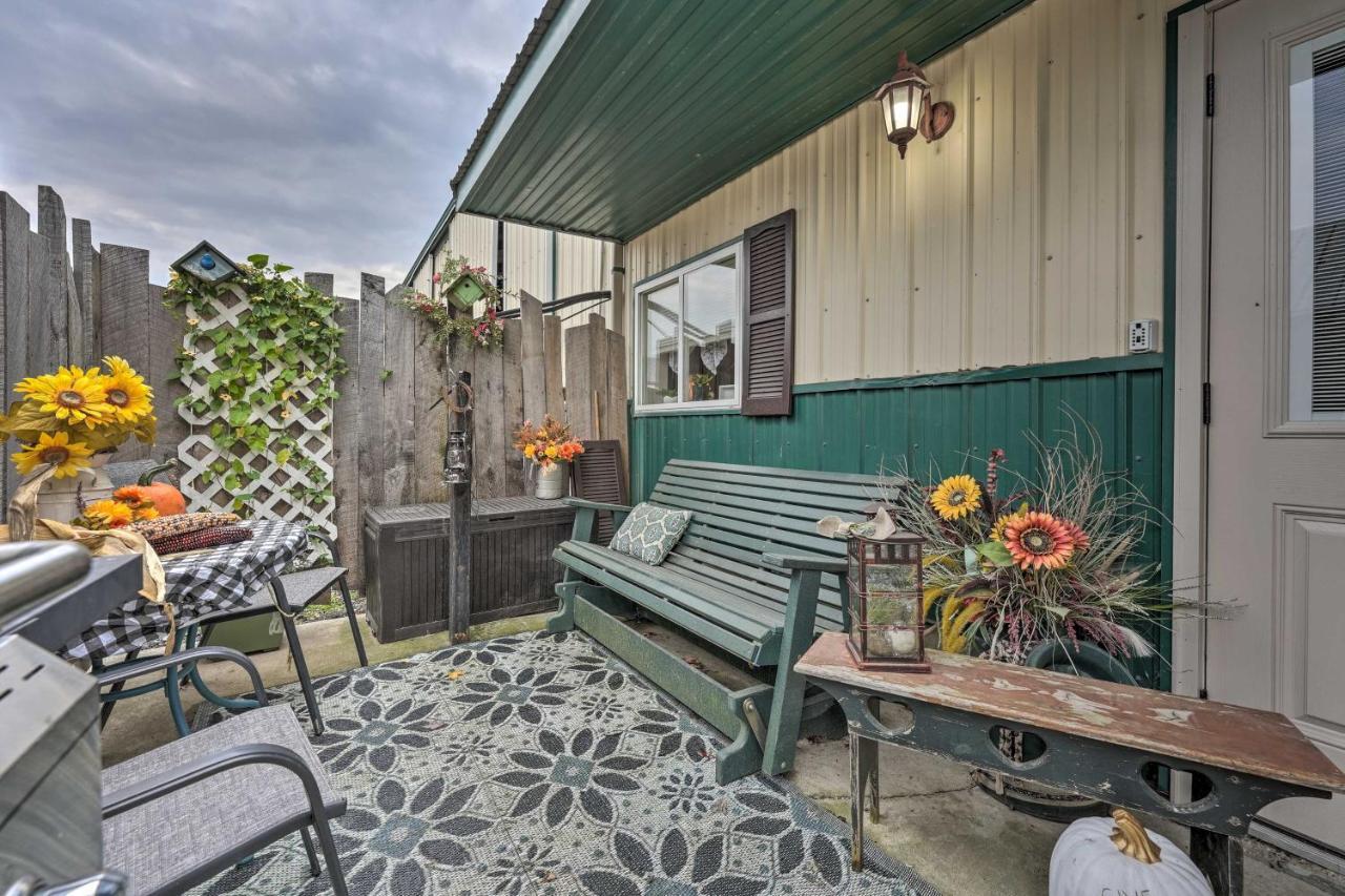 Cozy Goshen Studio Unique Farm Stay! エクステリア 写真